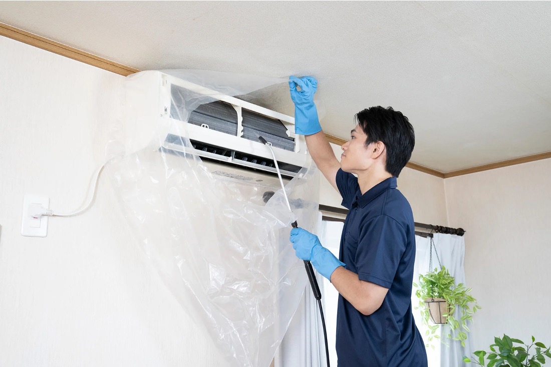 お掃除機能つきエアコンの掃除